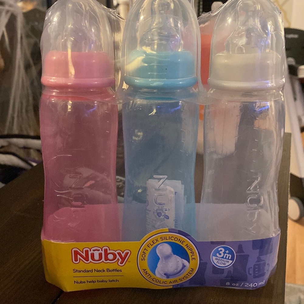 Nuby baby bottles 3+ months
